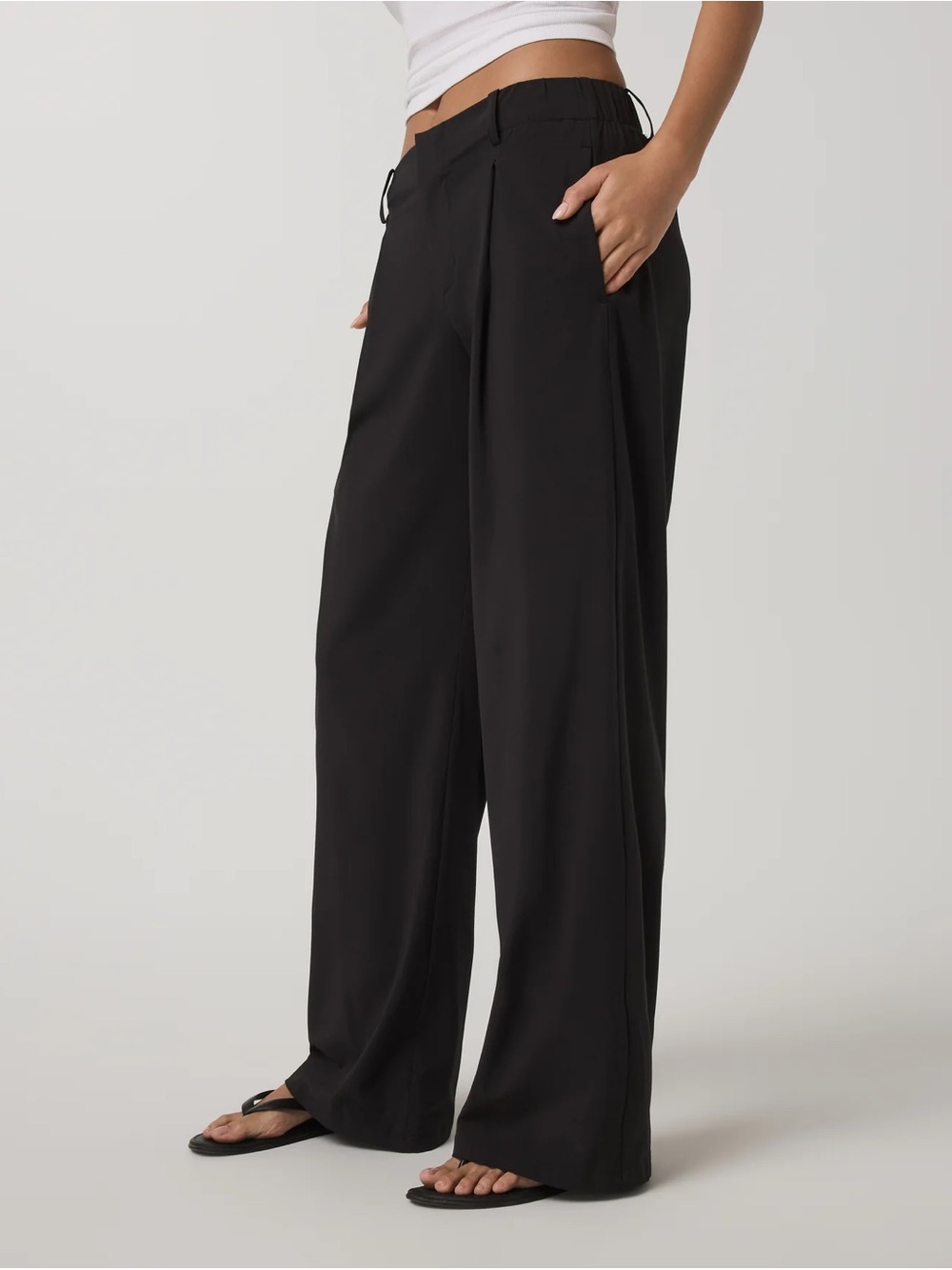Vuori Villa Wideleg Trouser Pants Long Size XS in Black